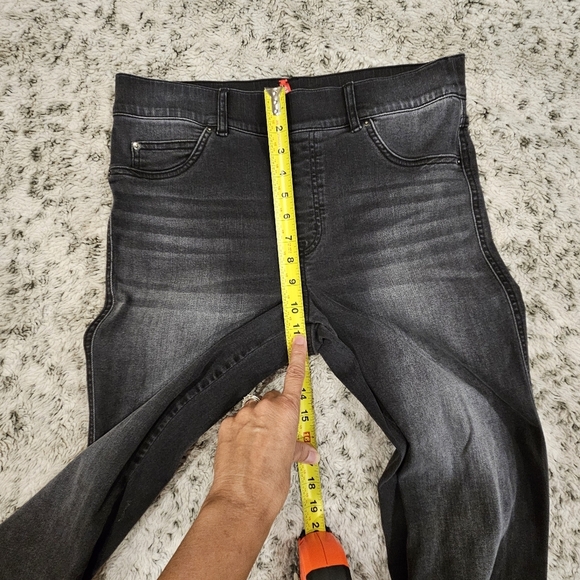 Spanx SZ L Black Wash Pull On Stretch Slimming Shaping Casual Jeans Denim - Picture 7 of 10